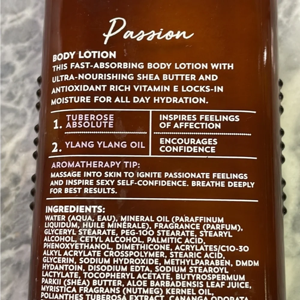 Bath‎ and Body Works Aromatherapy Lotion Passion